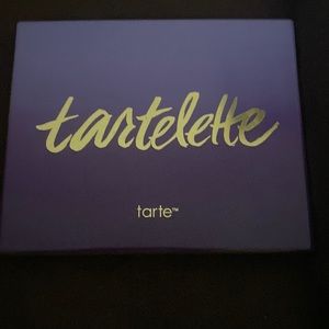 Tartelette Amazon Clay matte eyeshadow palette